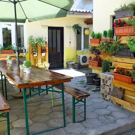 Hostel Shanti Skopje